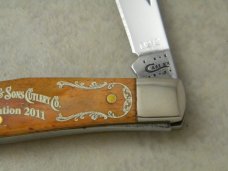 Case XX USA 9 Dot (2011) Chestnut Bone 62032 Shepherd Hills Exclusive Mini Moose Knife in Box Case XX USA 9 Dot (2011) Chestnut Bone 62032 Shepherd Hills Exclusive Mini Moose Knife in Box