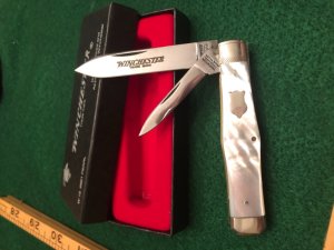 Winchester Black Box Pearl Coffin Jack knife 2921P 1991