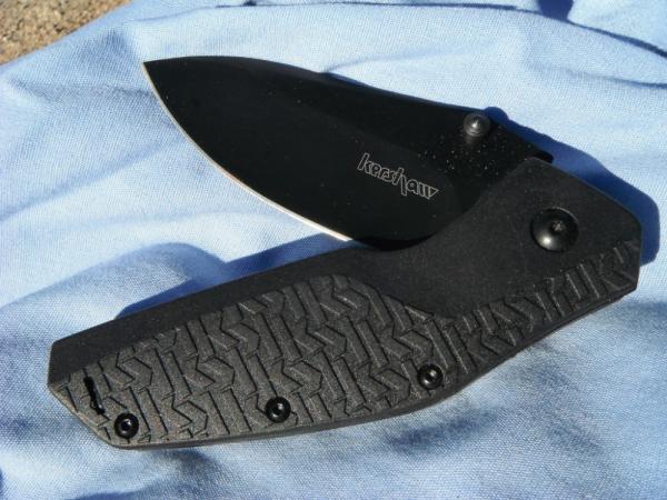 NOS Kershaw 3850 Swerve Assisted Flipper 3" Plain Blade, Black.  NOS.  No box.