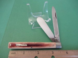BullDog Brand 1997 Proto Type Smooth Red Bone  Country Doctors Knife 
