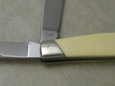 Camillus New York USA 100th Anniversary 1876-1976 White #200 Stockman Knife in Box Camillus New York USA 100th Anniversary 1876-1976 White #200 Stockman Knife in Box