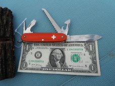 Victorinox Swiss Army Farmer Pocket Knife, Red Alox, Ribbed. Victorinox Swiss Army Farmer Pocket Knife, Red Alox, Ribbed.