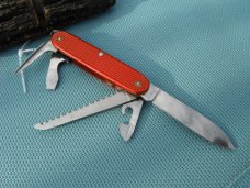 Victorinox Swiss Army Farmer Pocket Knife, Red Alox, Ribbed.  