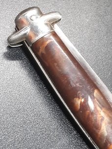 Vintage Shur Snap Bowtie Fishtail switchblade. Vintage Shur Snap Bowtie Fishtail switchblade.