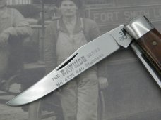 Queen Cutlery Rawhide Series No 4215, Trapper: 1983,