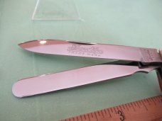 Robeson 1999 Cherry Red Bone Doctors Knife Pattern # 622114