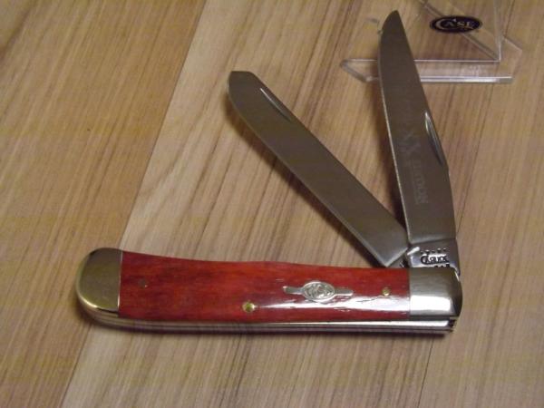 Case 2000 Smooth Red Bone Trapper