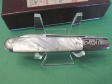 Schatt & Morgan Series XX Pearl Doctors Knife Pattern # 051297 Schatt & Morgan Series XX Pearl Doctors Knife Pattern # 051297