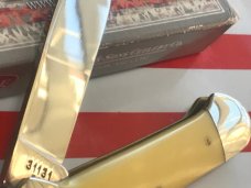 Case XX 1984 Single Blade Canoe w/ Tsali (Rebel & Martyr) Blade Etching & Derlin Yellow Handles -NOS Case XX 1984 Single Blade Canoe w/ Tsali (Rebel & Martyr) Blade Etching & Derlin Yellow Handles -NOS