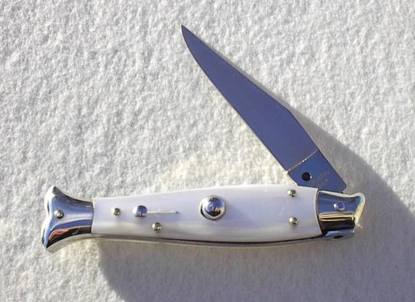 VINTAGE BELTRAME ACRYLIC PEARL 20CM FISH STYLE ( PICKLOCK ) NICKEL SILVER BOLSTERS ITALIAN STILETTO
