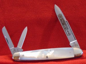 MINT CONDITION  ROBT.KLAAS GENUINE PEARL WHITTLER KNIFE 1 OF 600 MADE IN 1970'S