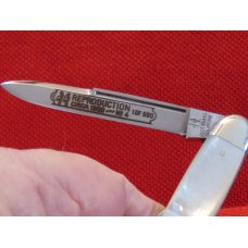 MINT CONDITION ROBT.KLAAS GENUINE PEARL WHITTLER KNIFE 1 OF 600 MADE IN 1970'S MINT CONDITION ROBT.KLAAS GENUINE PEARL WHITTLER KNIFE 1 OF 600 MADE IN 1970'S