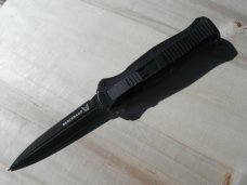 Benchmade FULL SIZE Infidel 3300BK OTF Automatic Knife (3.91" Black) MSRP $515