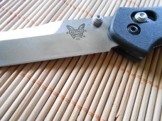 Benchmade #940 Knife no box-pre owned, looks like never used
