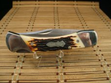 SCHRADE UNCLE HENRY USA LB8 PAPA BEAR FOLDING LOCKBACK POCKET KNIFE IN UNUSED CONDITION BUT HANDLING SCHRADE UNCLE HENRY USA LB8 PAPA BEAR FOLDING LOCKBACK POCKET KNIFE IN UNUSED CONDITION BUT HANDLING