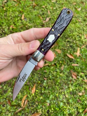Great Eastern Cutlery 470120 New Viper release in Black plum bone