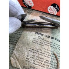 Beautiful green bone tested whittler (20-40), excellent condition Beautiful green bone tested whittler (20-40), excellent condition