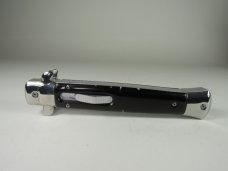Automatic knife Automatic knife