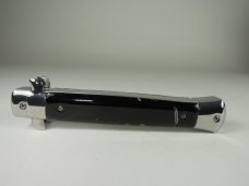 Automatic knife Automatic knife