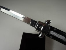 Automatic knife Automatic knife
