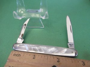 Case XX 1972 Pearl Pen Knife Pattern 8261