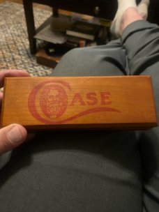 Case Tested XX 1992 Tested XX 71072 Swamp Moss Celluloid Bulldog Clasp In Wooden Box With Red Letter Case Tested XX 1992 Tested XX 71072 Swamp Moss Celluloid Bulldog Clasp In Wooden Box With Red Letter