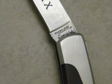Valor Miami USA 432 "Max" Sakurai Japan Wood Small Lockback Knife 