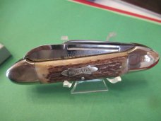 Kissing Crane 1977  Stag Gunboat Whittler Made for the NKC & DA