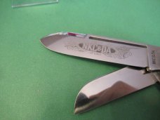 Kissing Crane 1977  Stag Gunboat Whittler Made for the NKC & DA