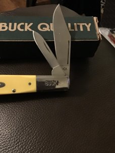 VINTAGE NEW RARE BUCK USA BARLOW YELLOW HANDLE WITH TWO BLADES BRAND NEW IN THE BOX VINTAGE NEW RARE BUCK USA BARLOW YELLOW HANDLE WITH TWO BLADES BRAND NEW IN THE BOX