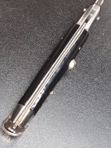 8 3/4" vintage rizzuto estilleto milano. 8 3/4" vintage rizzuto estilleto milano.