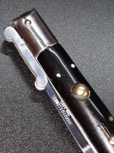 8 3/4" vintage rizzuto estilleto milano. 8 3/4" vintage rizzuto estilleto milano.