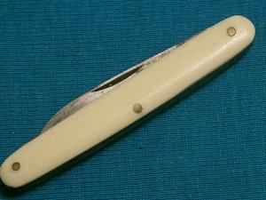 VINTAGE EMIL OLSSON OLSSEN OLSON 15 ESKILSTUNA SWEDEN FOLDING POCKET EQUAL END PEN KNIFE KNIVES OLD