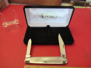 Case XX 1977 Pearl Shad Pattern # 82079