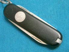 ESQUIRE VICTORINOX SWISS US ARMY SHIELD SAK CAMP UTILITY SURVIVAL FOLDING POCKET KNIFE KNIVES OLD ESQUIRE VICTORINOX SWISS US ARMY SHIELD SAK CAMP UTILITY SURVIVAL FOLDING POCKET KNIFE KNIVES OLD