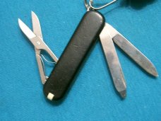 ESQUIRE VICTORINOX SWISS US ARMY SHIELD SAK CAMP UTILITY SURVIVAL FOLDING POCKET KNIFE KNIVES OLD ESQUIRE VICTORINOX SWISS US ARMY SHIELD SAK CAMP UTILITY SURVIVAL FOLDING POCKET KNIFE KNIVES OLD