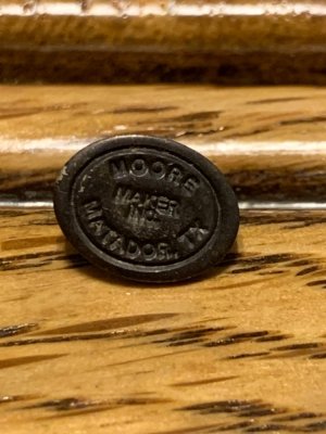 Moore Maker Shield Tack