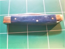 Bulldog Brand Knife Blue Giraffe Bone "1 of 10" PROTOTYPE Baby Mini Trapper Bulldog Brand Knife Blue Giraffe Bone "1 of 10" PROTOTYPE Baby Mini Trapper