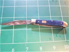 Bulldog Brand Knife Blue Giraffe Bone "1 of 10" PROTOTYPE Baby Mini Trapper Bulldog Brand Knife Blue Giraffe Bone "1 of 10" PROTOTYPE Baby Mini Trapper