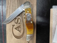 Case XX 2020 Sawcut Antique Bone Pocket Hunter Vault Release - Only 400 Made ! Serial Number 60. Case XX 2020 Sawcut Antique Bone Pocket Hunter Vault Release - Only 400 Made ! Serial Number 60.