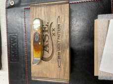 Case XX 2020 Sawcut Antique Bone Pocket Hunter Vault Release - Only 400 Made ! Serial Number 60. Case XX 2020 Sawcut Antique Bone Pocket Hunter Vault Release - Only 400 Made ! Serial Number 60.