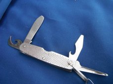 US MILITARY 1977 CAMILLUS MULTI-TOOL POCKET KNIFE US MILITARY 1977 CAMILLUS MULTI-TOOL POCKET KNIFE