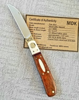 Michael du Pleesis Slimline Wharnie Knife,3.5" Camel Thorn Burl, Giraffe bone and N690,coa new