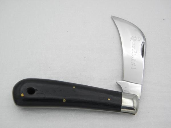 Queen Steel Hawk bill Pruner #1: Queen Cutlery hawk bill pruner, 4 1/8” closed Queen Steel Hawk bill Pruner #1: Queen Cutlery hawk bill pruner, 4 1/8” closed