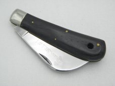 Queen Steel Hawk bill Pruner #1: Queen Cutlery hawk bill pruner, 4 1/8” closed Queen Steel Hawk bill Pruner #1: Queen Cutlery hawk bill pruner, 4 1/8” closed