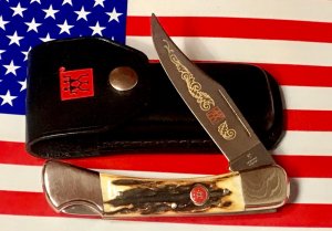 J A Henckels 5" Fold Hunter (HK19-S) Great Stag Handles & Gold Scroll Blade Etch +Orig Sheath -MINTY