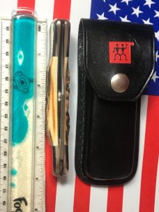J A Henckels 5" Fold Hunter (HK19-S) Great Stag Handles & Gold Scroll Blade Etch +Orig Sheath -MINTY J A Henckels 5" Fold Hunter (HK19-S) Great Stag Handles & Gold Scroll Blade Etch +Orig Sheath -MINTY