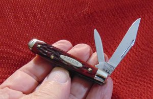 VINTAGE OLD ROBESON SHUREDGE ROCHESTER USA  # 622331 PEANUT JACK KNIFE STRAWBERRY BONE 1940/1960