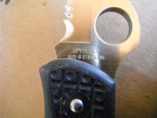 Vintage Discontinued Spyderco knives Rescue Knife.  SPYDERCO Seki  JAPAN,  FULL SERRATED EDGE