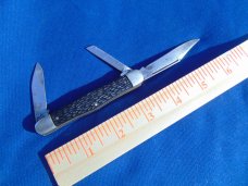 Vintage 3 Blade ULSTER USA  Stockman Pocket Knife  Jigged Handles.